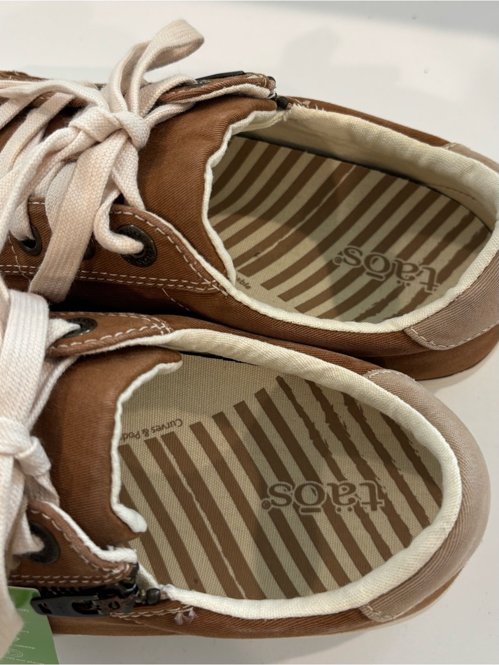 Taos 'Z Soul' Tan Brown Canvas Sneakers - Size 10 Wide - Picture 7 of 9